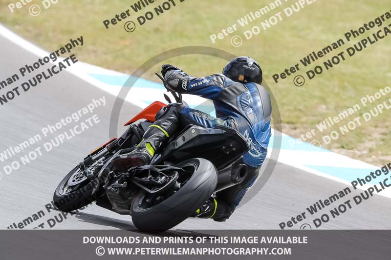 estoril;event digital images;motorbikes;no limits;peter wileman photography;portugal;trackday;trackday digital images